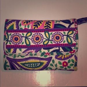 Vera Bradley 3/30$